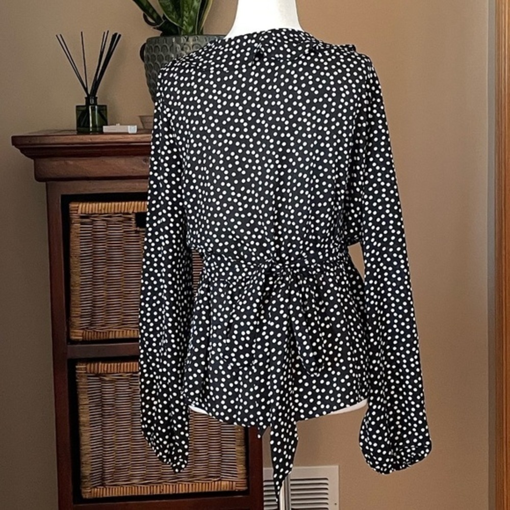 Max Studio Wrap Ruffle Front Top - Picture 8 of 8